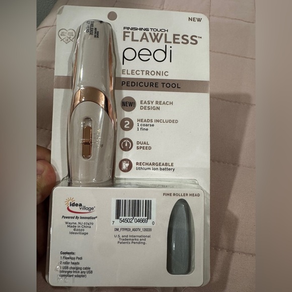 Finishing Touch Flawless Pedi – Electronic Pedicure Tool (New in Package) - Picture 2 of 2